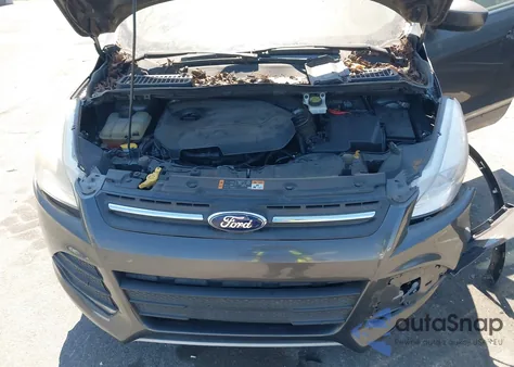 2015 Ford Escape Se z USA, uszkodzony, nr VIN 1FMCU0GX5FUA48739